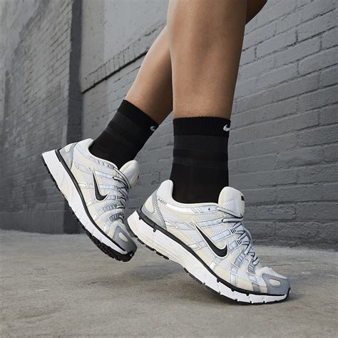 Womens Nike P